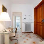 Guesthost - Margari Bright With Parking Apartman