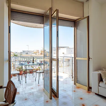 Guesthost - Margari Bright With Parking Otranto