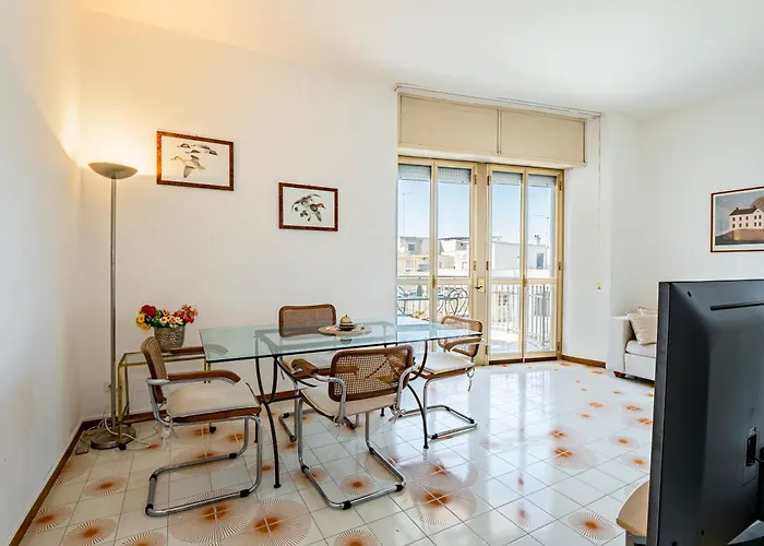 Daire Guesthost - Margari Bright With Parking Otranto