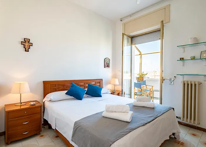 Guesthost - Margari Bright With Parking * Otranto