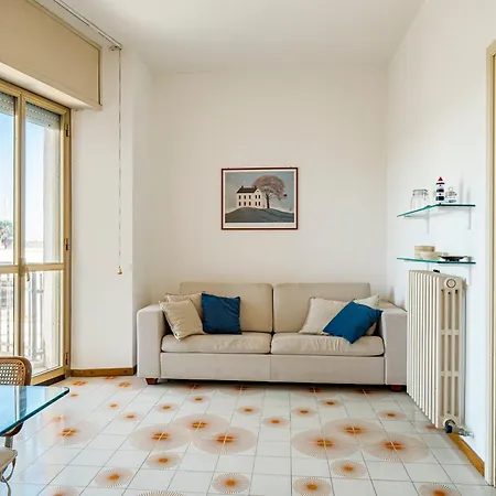 Guesthost - Margari Bright With Parking * Otranto