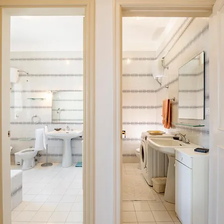 Margari Bright With Parking Apartamento