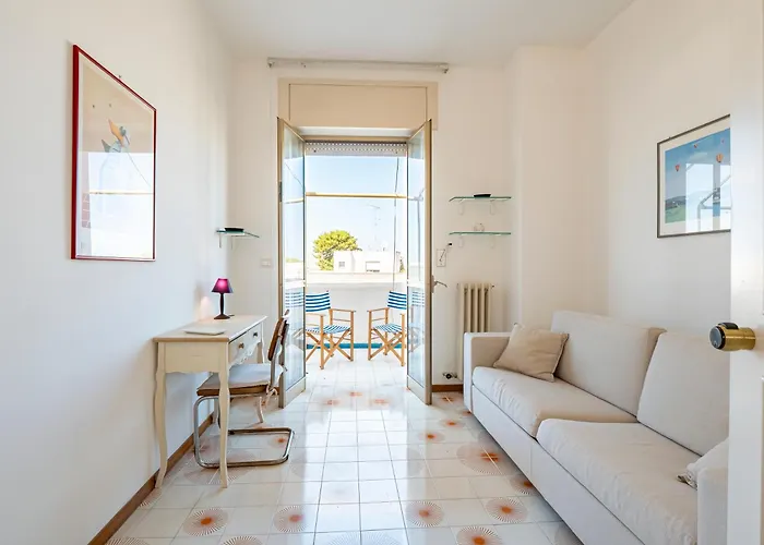 Appartamento Guesthost - Margari Bright With Parking *