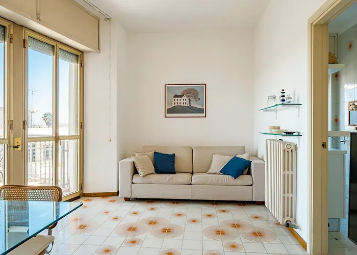 Guesthost - Margari Bright With Parking * Otranto