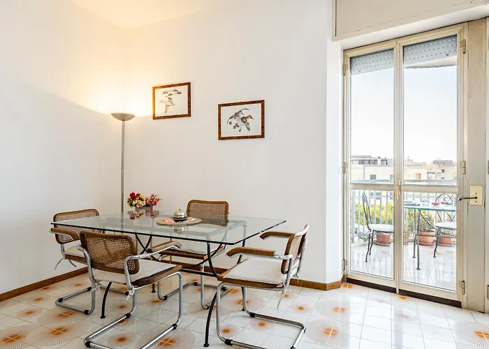 Appartamento Guesthost - Margari Bright With Parking *